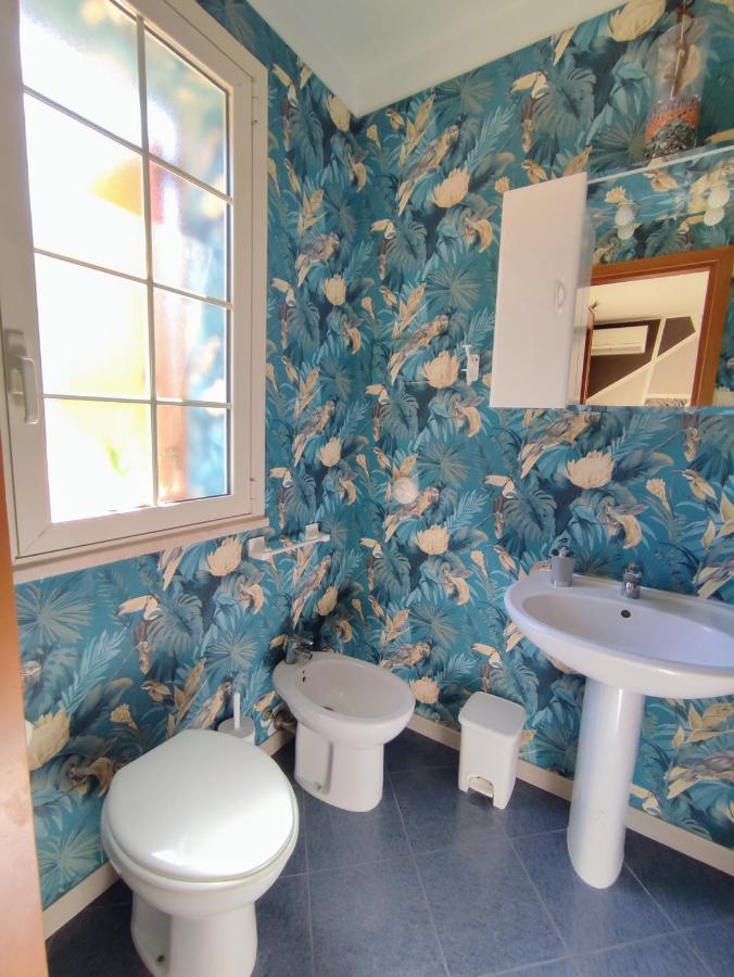Casa Vacanze Isolotto Isola delle Femmine Exteriör bild