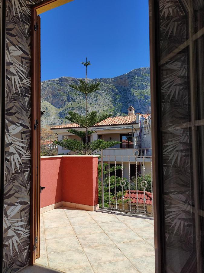 Casa Vacanze Isolotto Isola delle Femmine Exteriör bild