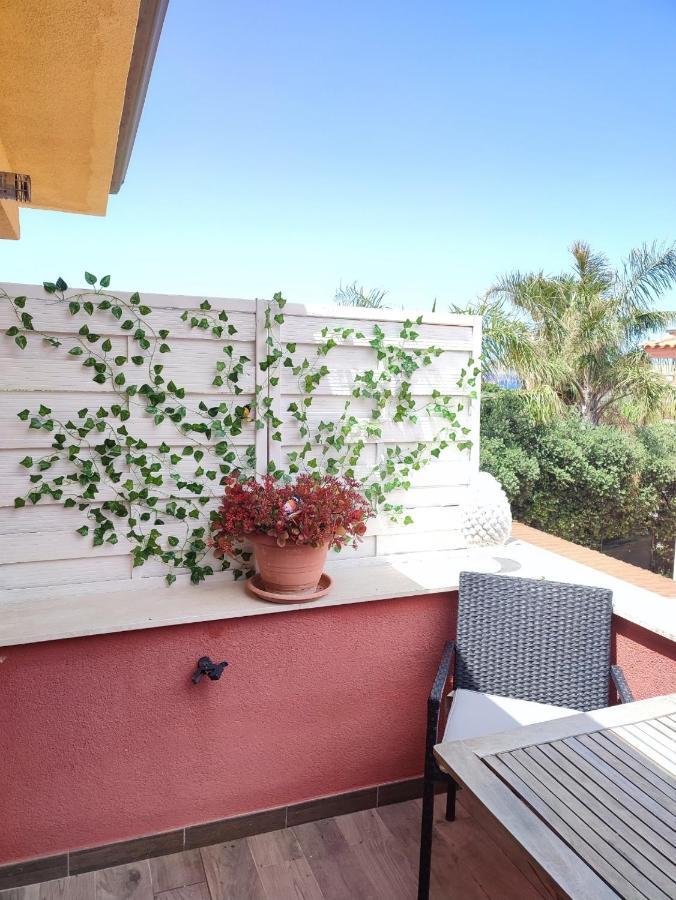 Casa Vacanze Isolotto Isola delle Femmine Exteriör bild