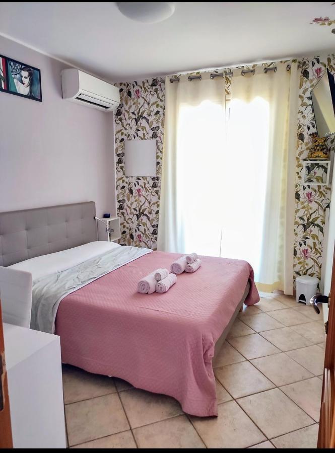 Casa Vacanze Isolotto Isola delle Femmine Exteriör bild