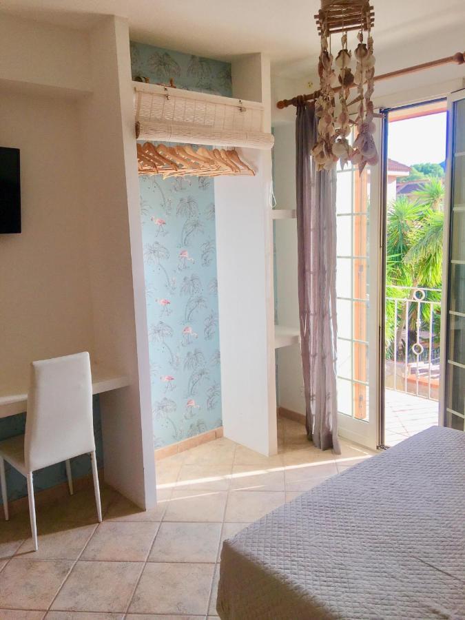 Casa Vacanze Isolotto Isola delle Femmine Exteriör bild
